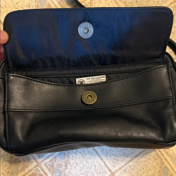 Worthington Black Leather Crossbody Bag - Picture 4 of 8